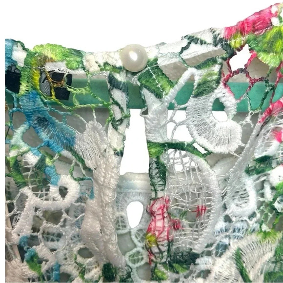 NWT’s Lane Bryant Beautiful Multicolor Lace / Crochet Open Weave Top - Picture 4 of 11